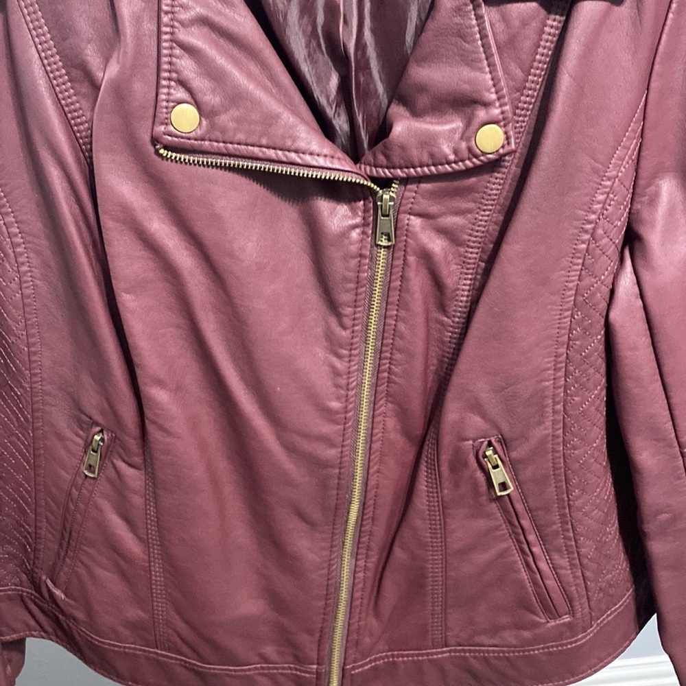 American Rag vegan leather jacket. - Picture 3 of 4